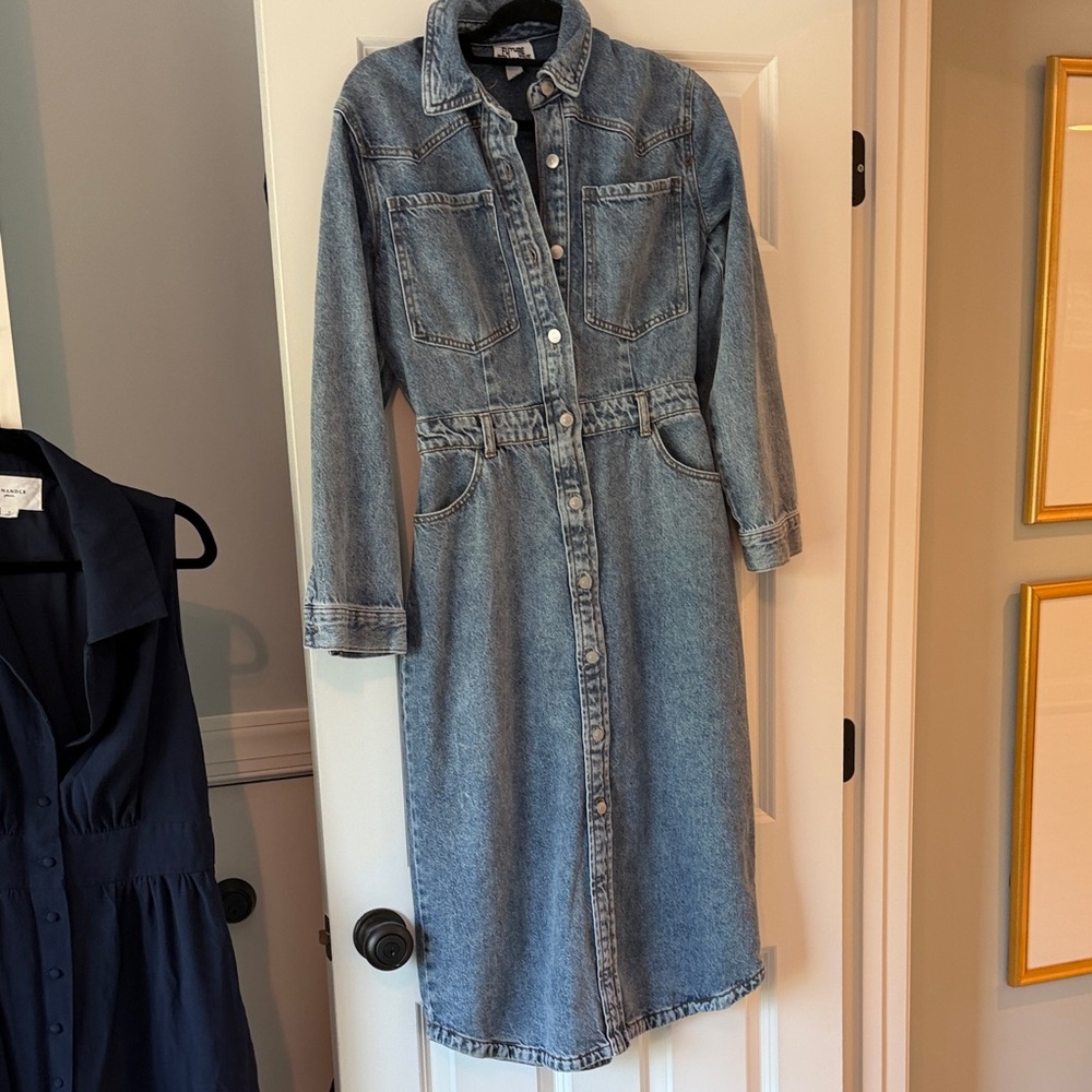 Women's Long-Sleeve Denim Shirt Dress - Light Blue